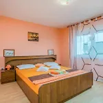 2 Bedroom Stunning In Krk * Krk Town
