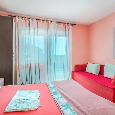 Apartman 2 Bedroom Amazing In Krk Krk Town