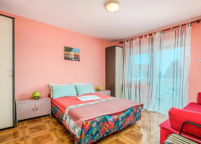 2 Bedroom Stunning In Krk