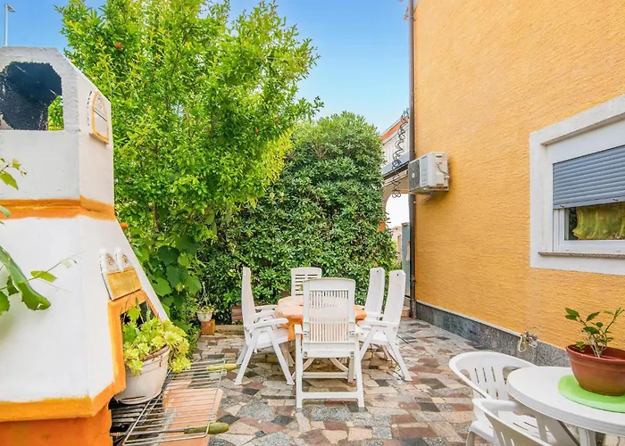 2 Bedroom Stunning In Krk * Krk Town