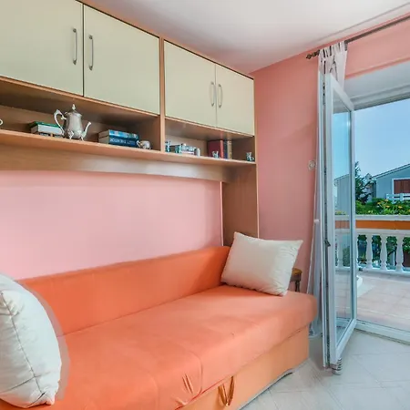 2 Bedroom Amazing In Krk *